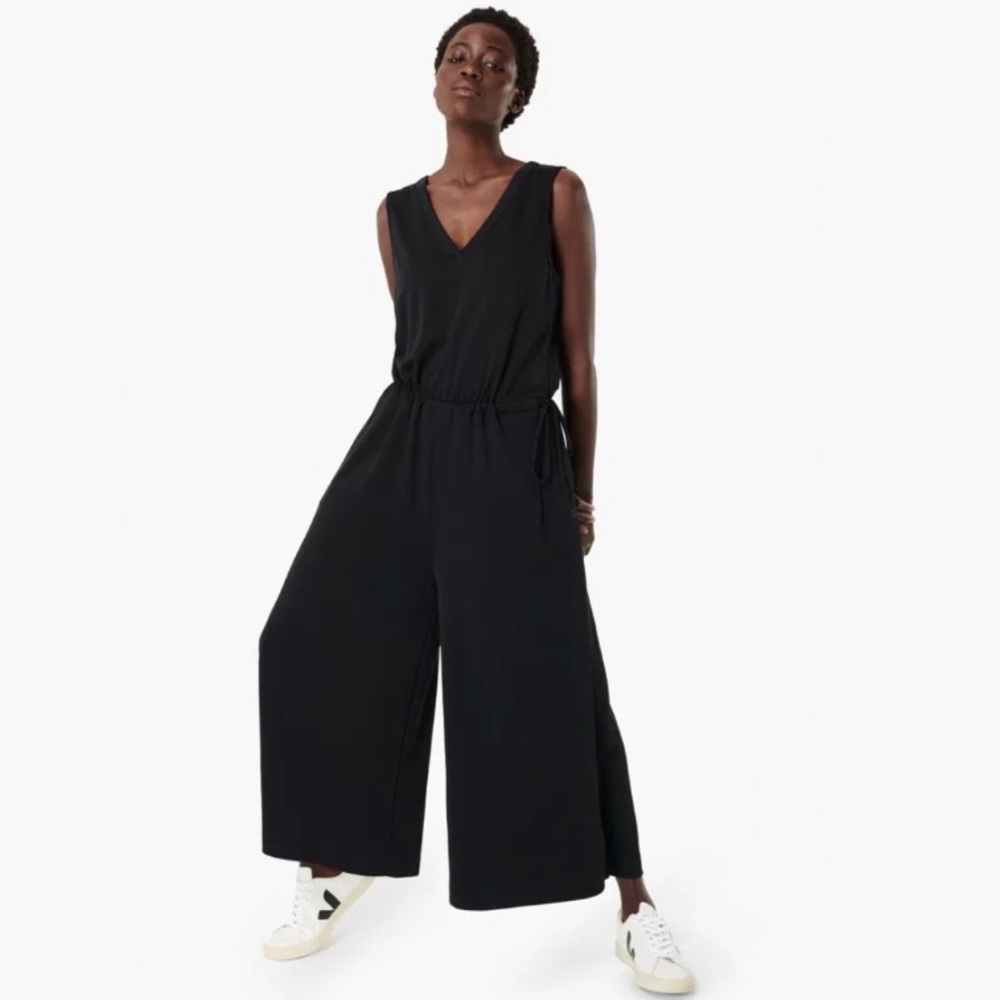 Sweaty Betty Cruise Cupro Jumpsuit in Black size Medium (8 - 10) Vacation Casual